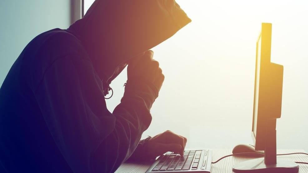 Stay digitally safe when you tour 1