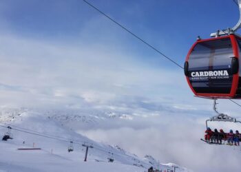 New Zealand Ski Resorts with the Most Epic Views