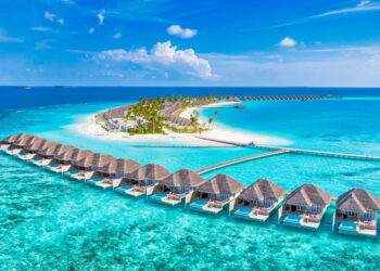 Maldives Holiday Inn – A Unique Hotel Experience